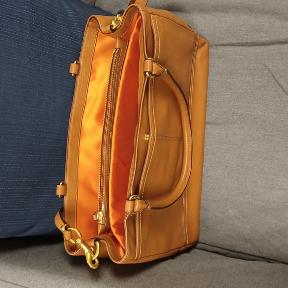 Coach tote purse - Picture 4 of 9